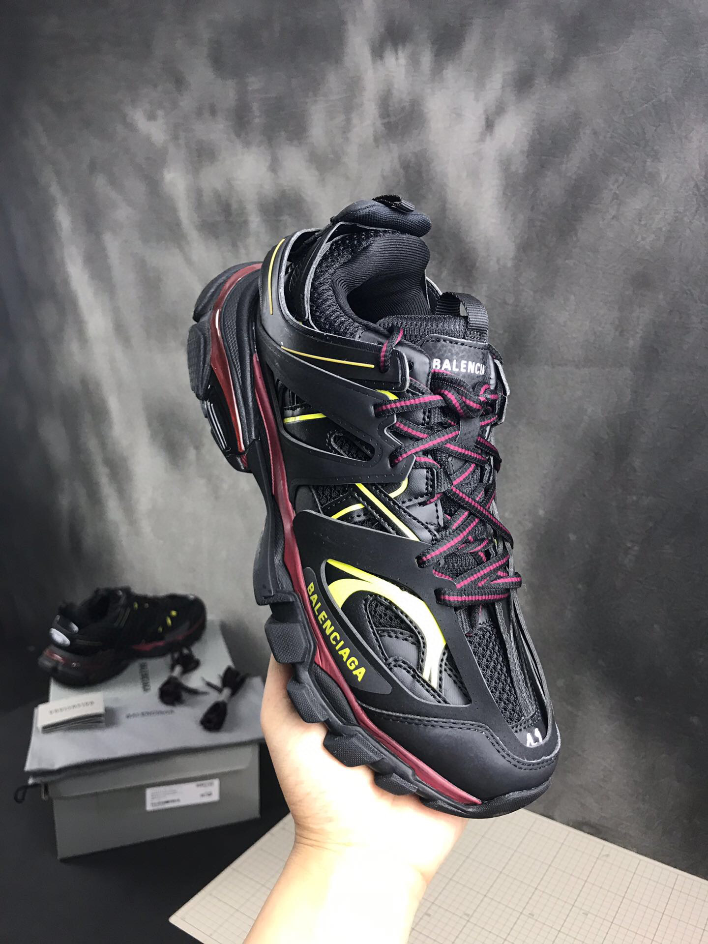 발렌시아가 트랙 남녀공용 신발 운동화 스니커즈