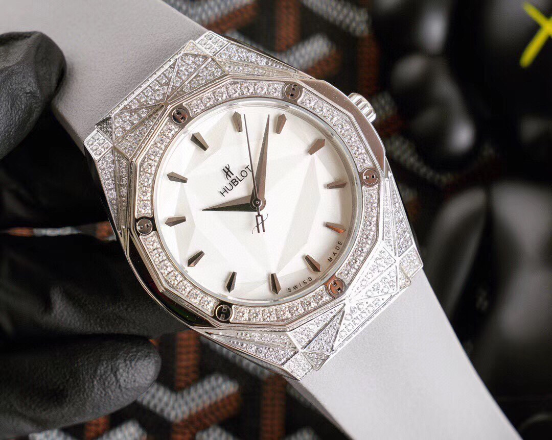 위블로 휴블로 2컬러 남자 시계