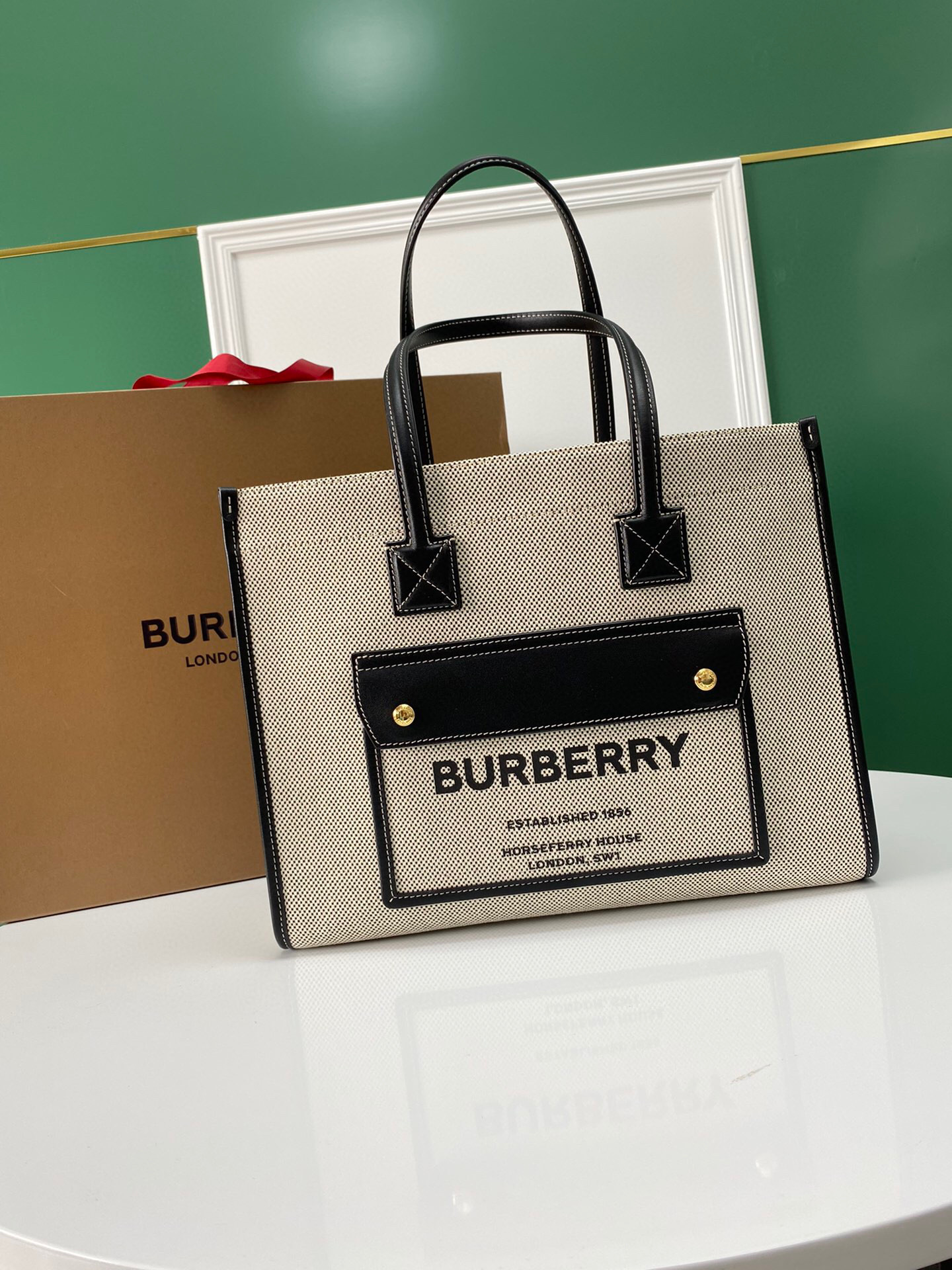 버버리 토트백 여자가방