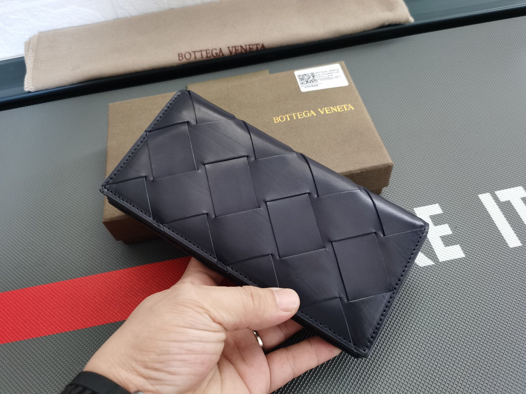 보테가베네타  남자 장지갑