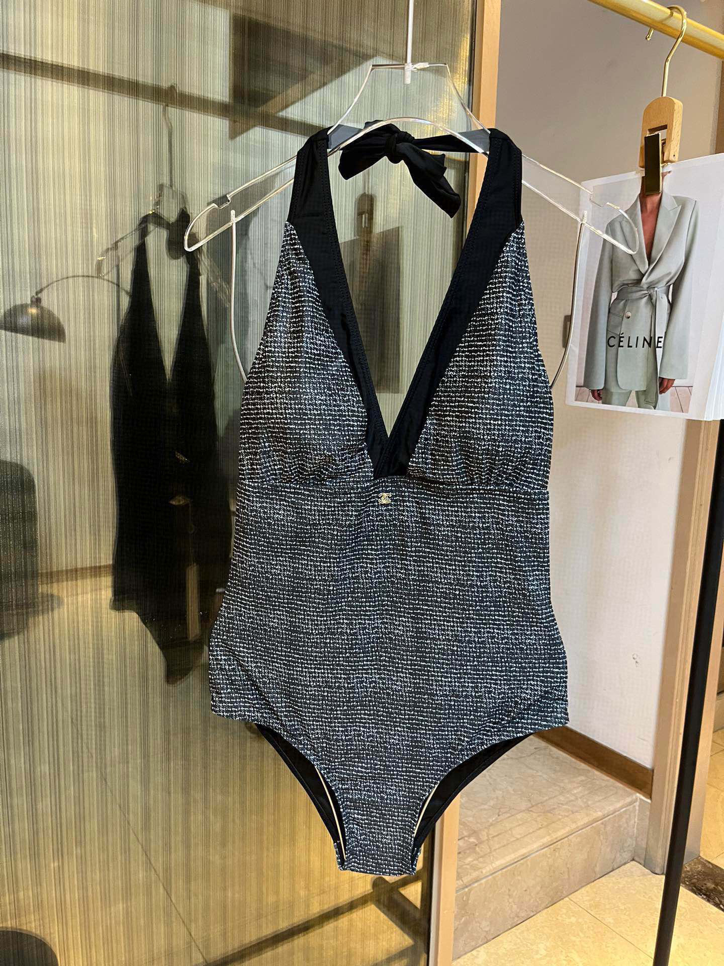 샤넬 여자 수영복