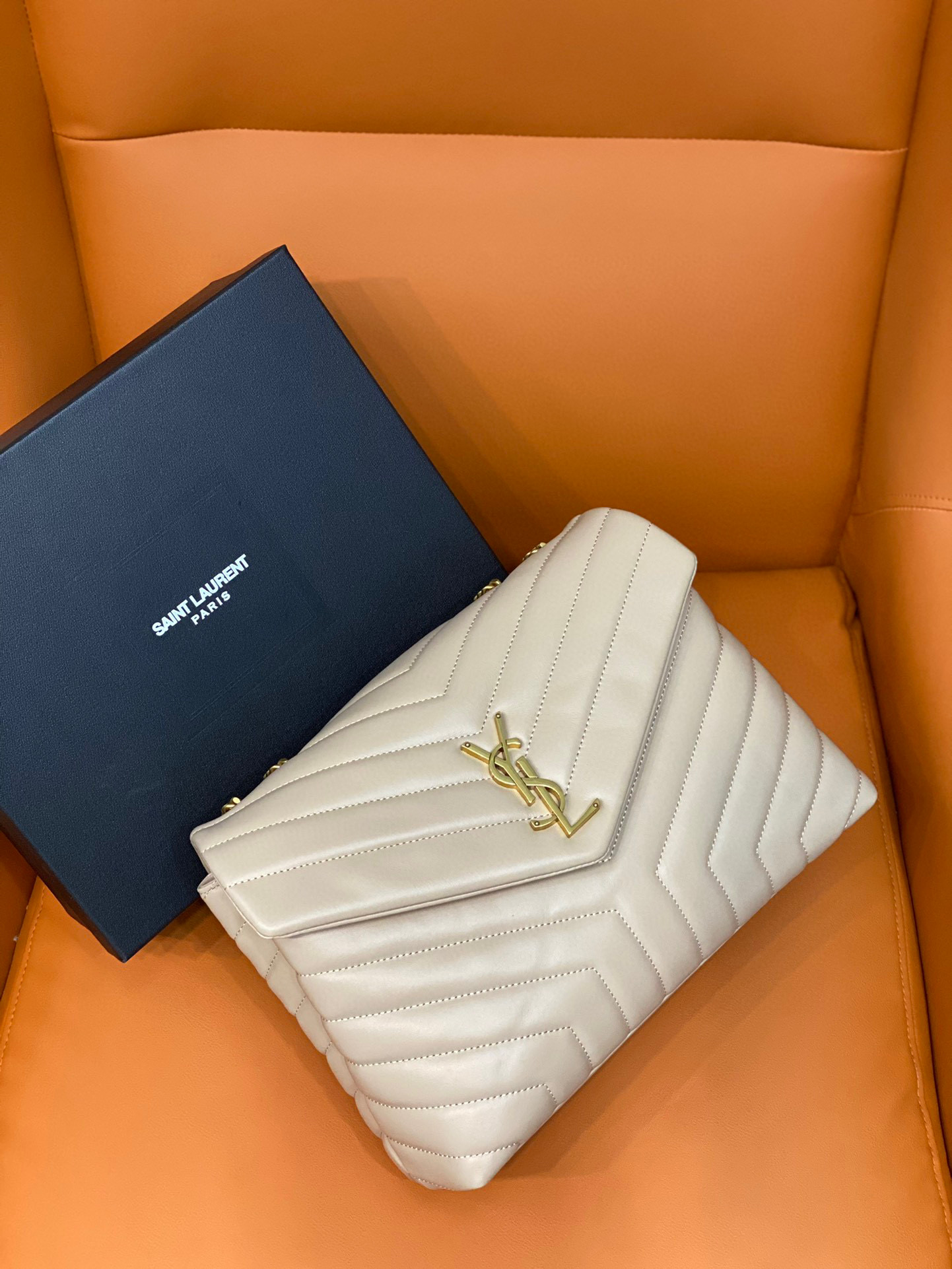 생로랑 라지 여자가방 Y459749