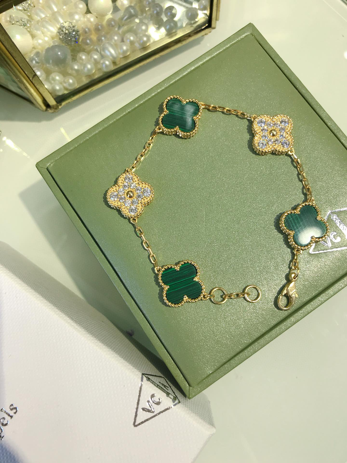 반클리프앤아펠 팔찌