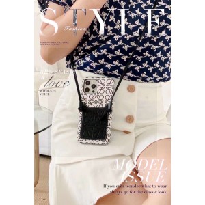 로에베 아이폰 핸드폰 케이스