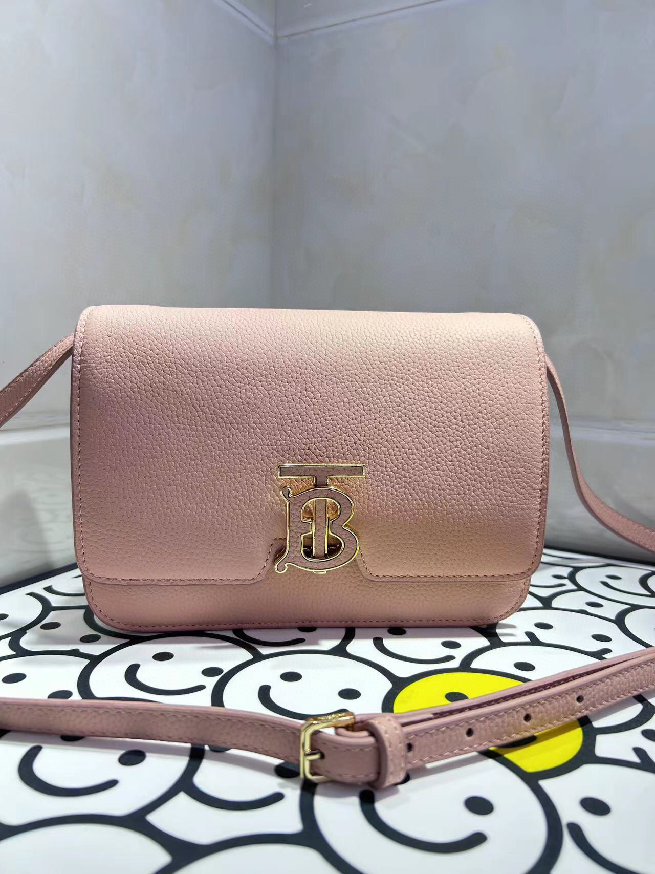 버버리 여자가방