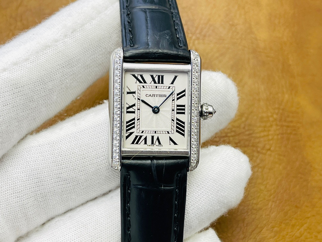 까르띠에 V8공장 미러급 여자 시계