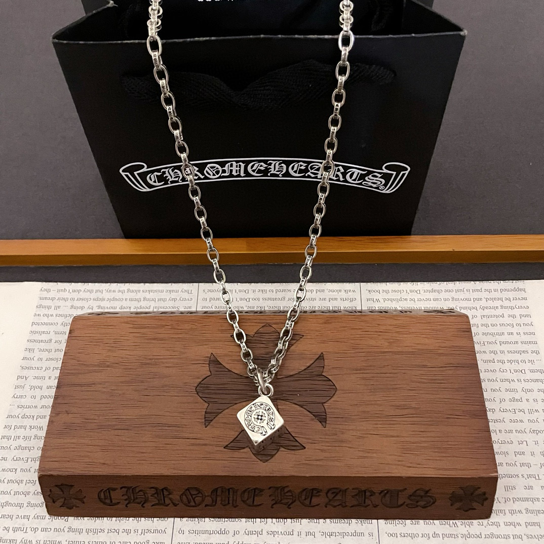 크롬하츠 목걸이