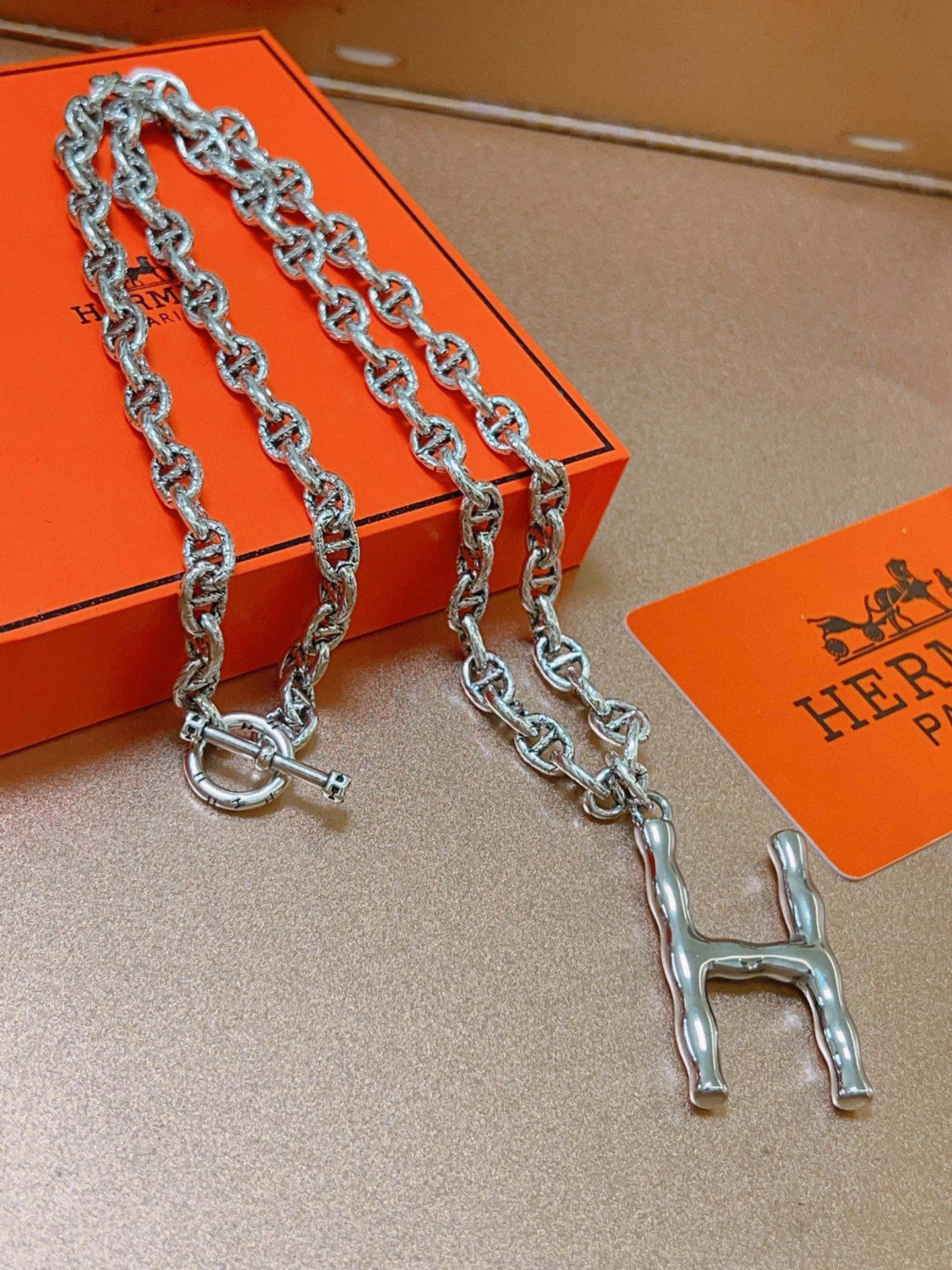 에르메스 목걸이