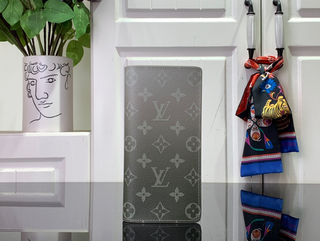 루이비통 남자 장지갑 M62665 66540