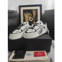 발렌티노 남녀공용 스니커즈 신발 운동화