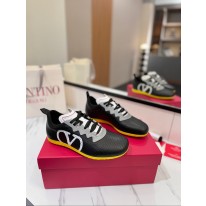 발렌티노 남녀공용 스니커즈 신발 운동화