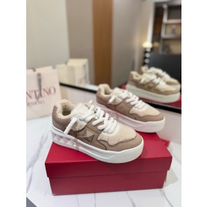 발렌티노 남녀공용 스니커즈 신발 운동화