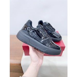 발렌티노 남녀공용 스니커즈 신발 운동화