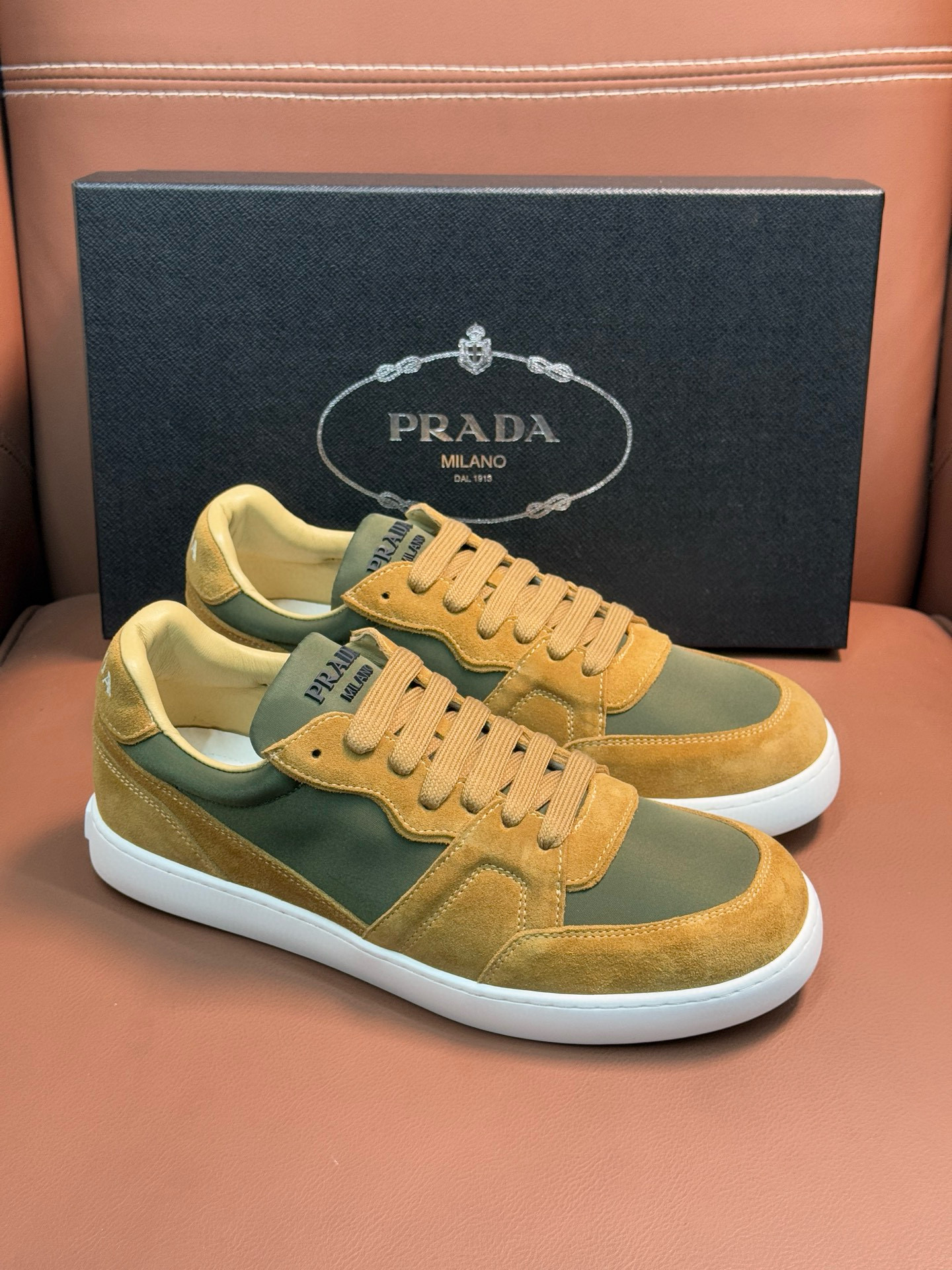 프라다 남자 스니커즈 신발 운동화