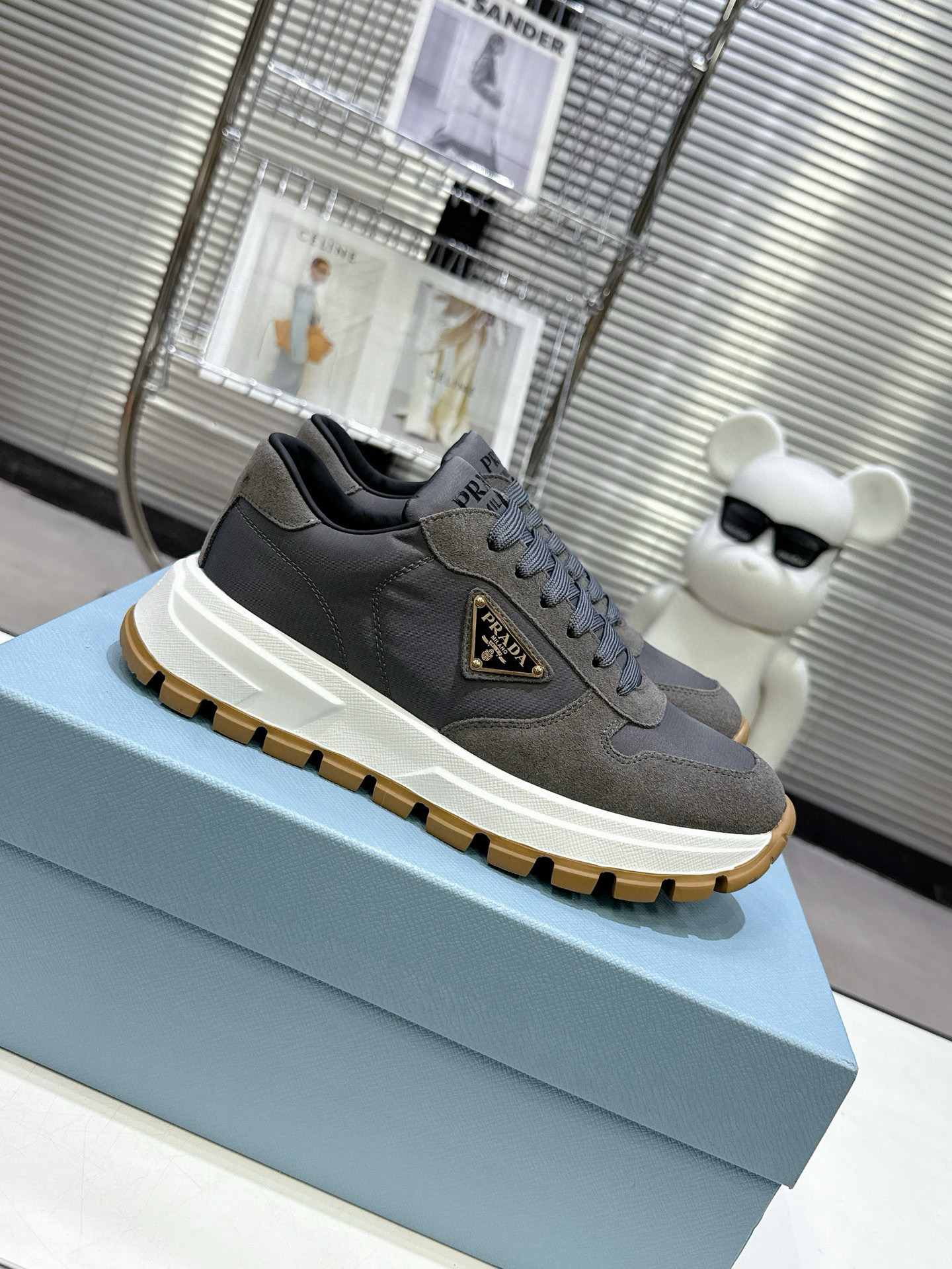 프라다 남녀공용 스니커즈 신발 운동화