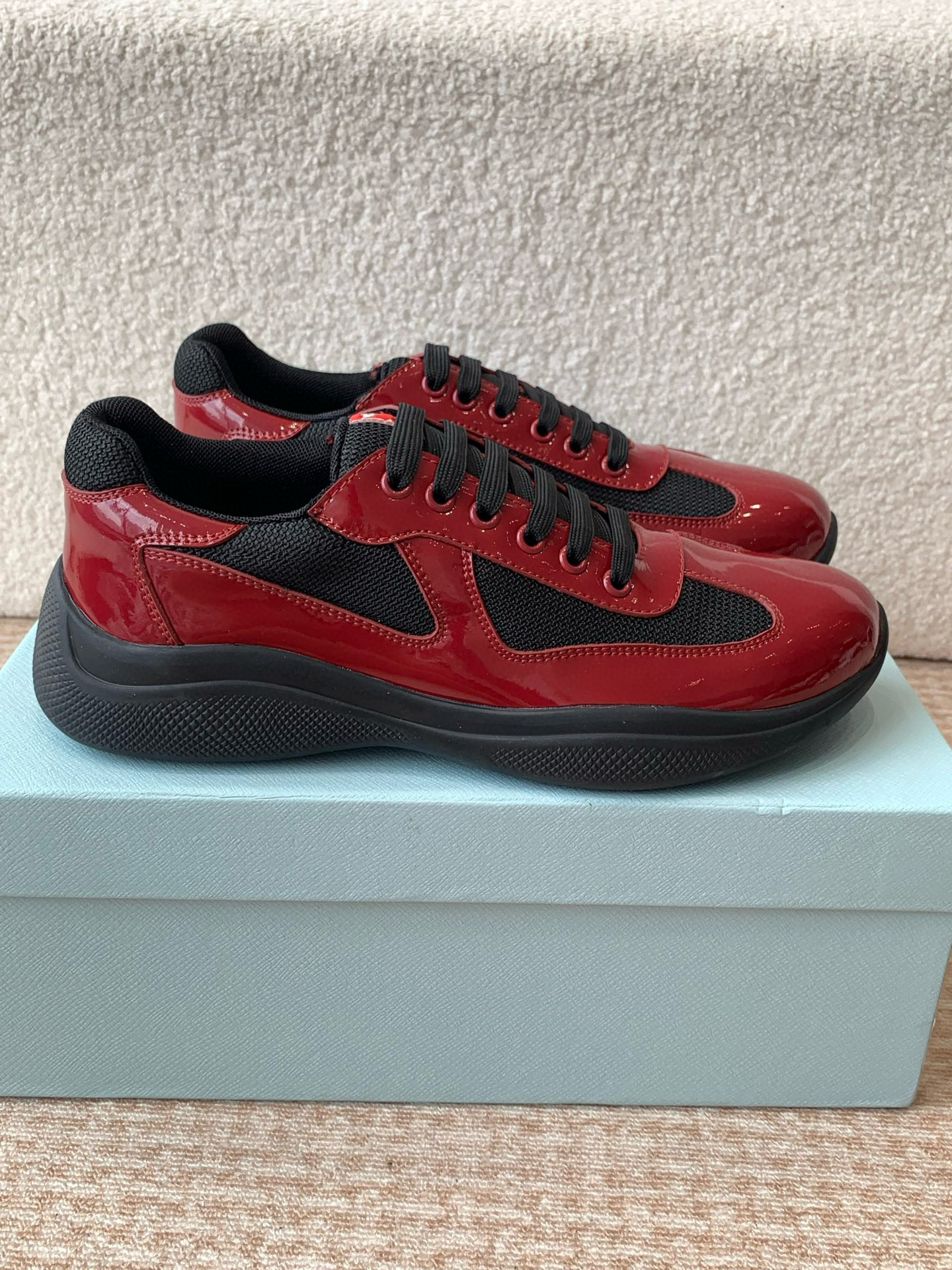 프라다 남녀공용 스니커즈 신발 운동화