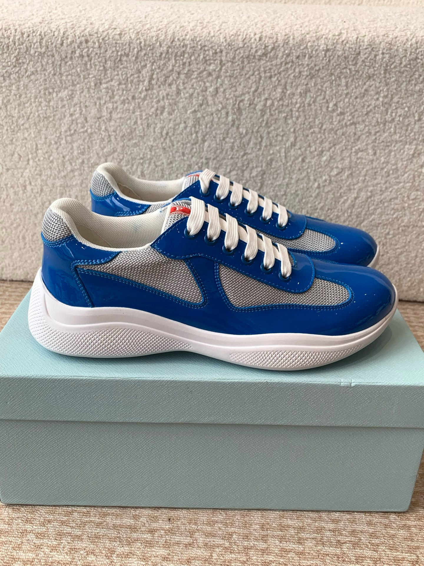 프라다 남녀공용 스니커즈 신발 운동화