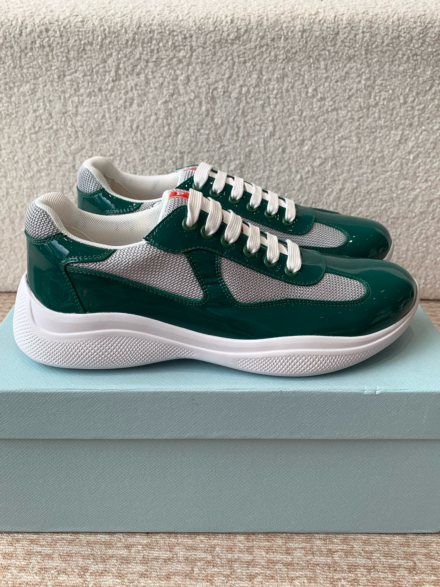 프라다 남녀공용 스니커즈 신발 운동화