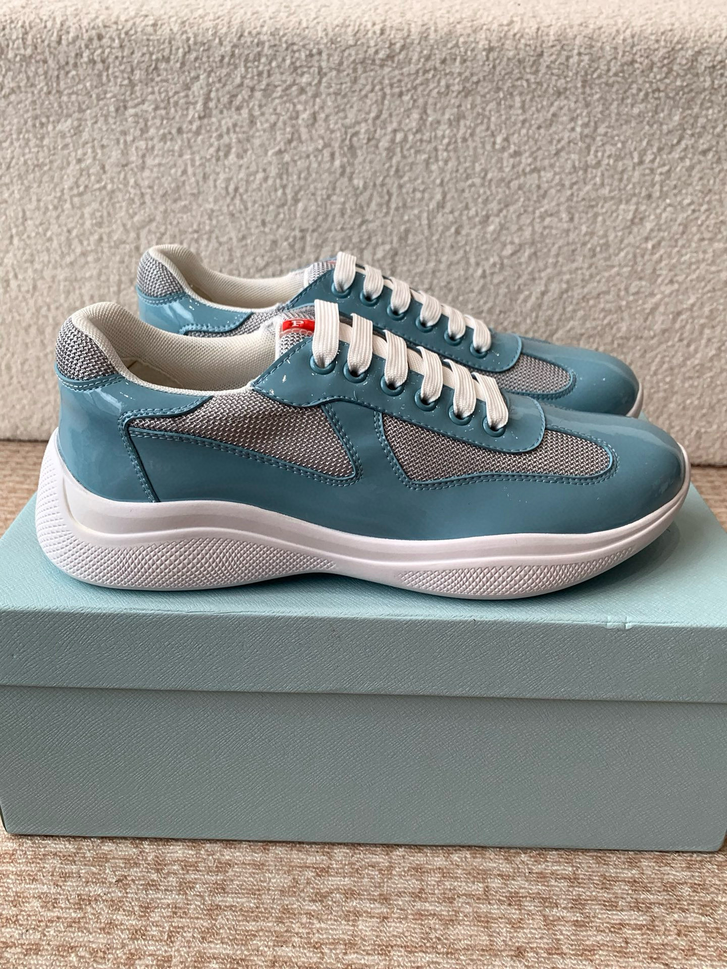 프라다 남녀공용 스니커즈 신발 운동화