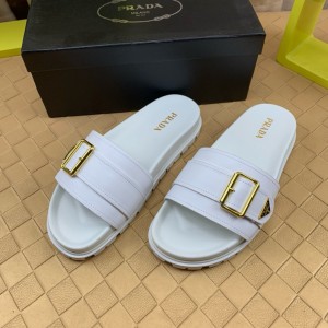프라다 남자 슬리퍼