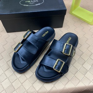 프라다 남자 슬리퍼