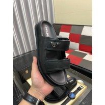 프라다 남자 슬리퍼
