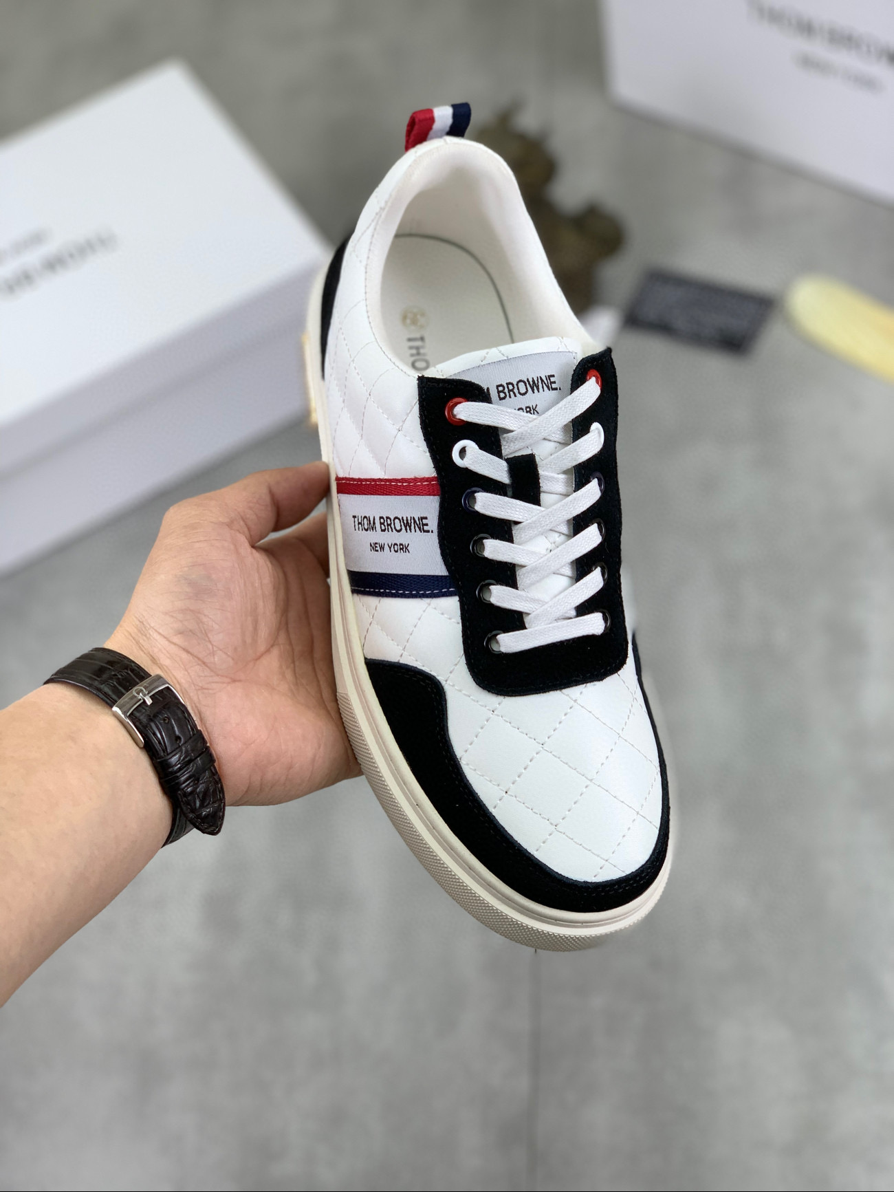 톰브라운 남자 신발 운동화 스니커즈