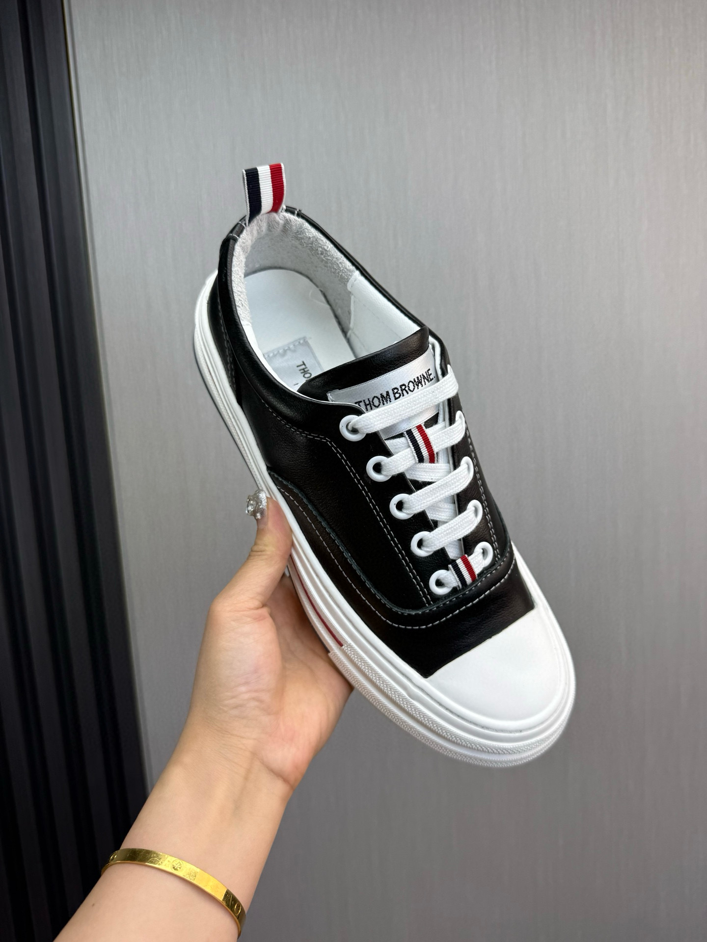 톰브라운 남자 신발 운동화 스니커즈