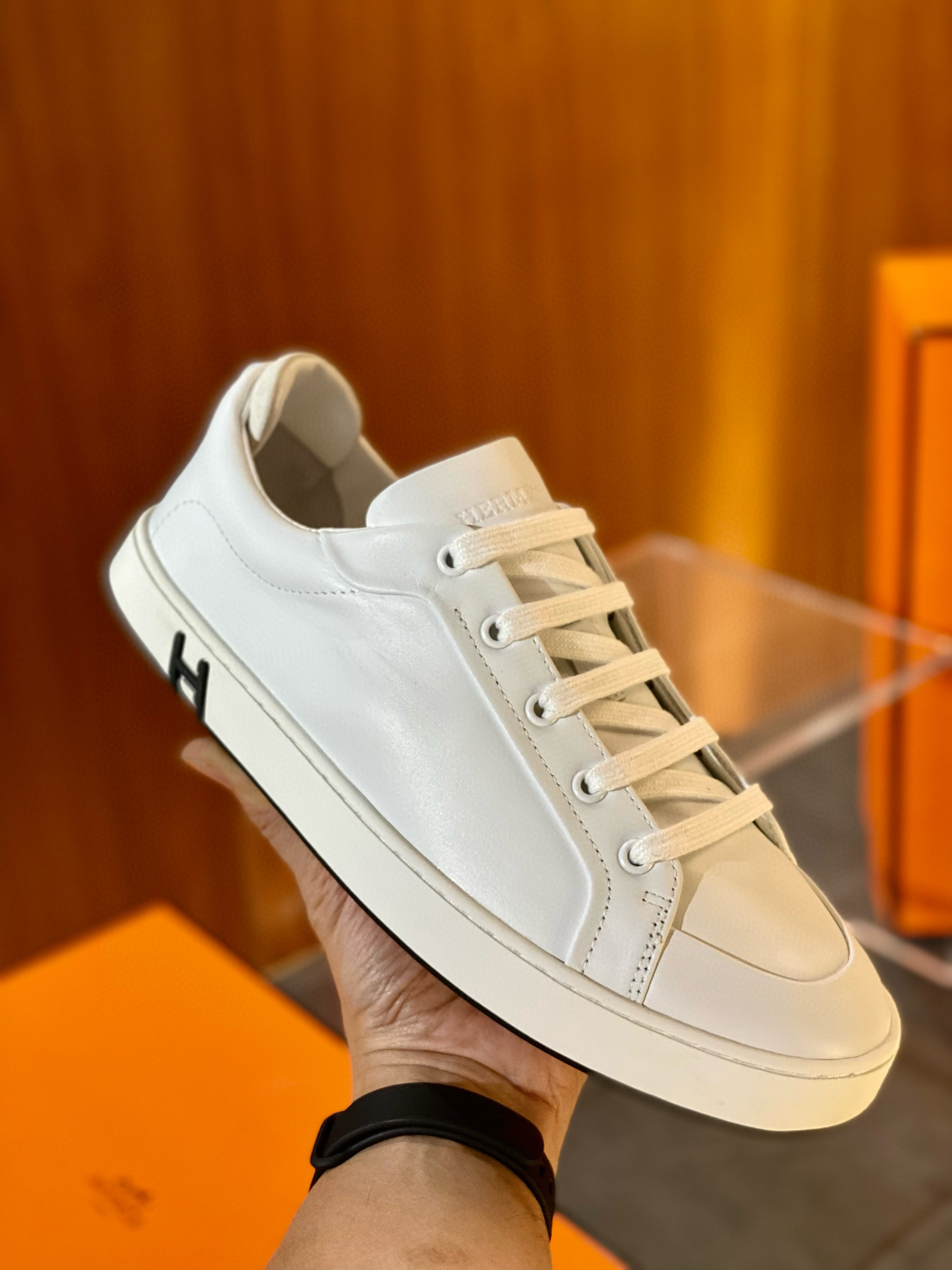 에르메스 남자 2컬러 신발 운동화 스니커즈