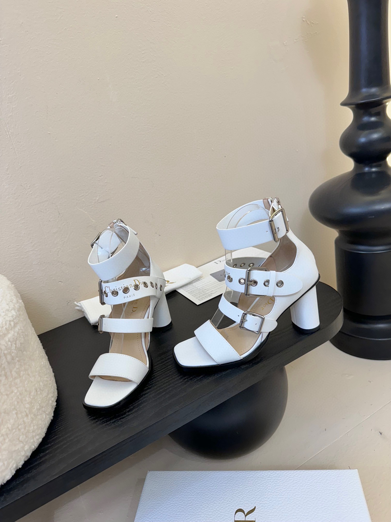 디올 여자 샌들 7.5cm