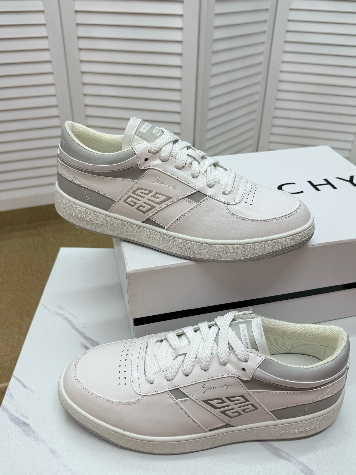 지방시 남자 신발 운동화 스니커즈