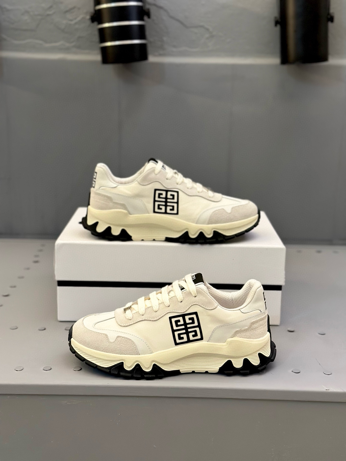 지방시 남자 신발 운동화 스니커즈