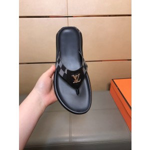 루이비통 남자 슬리퍼