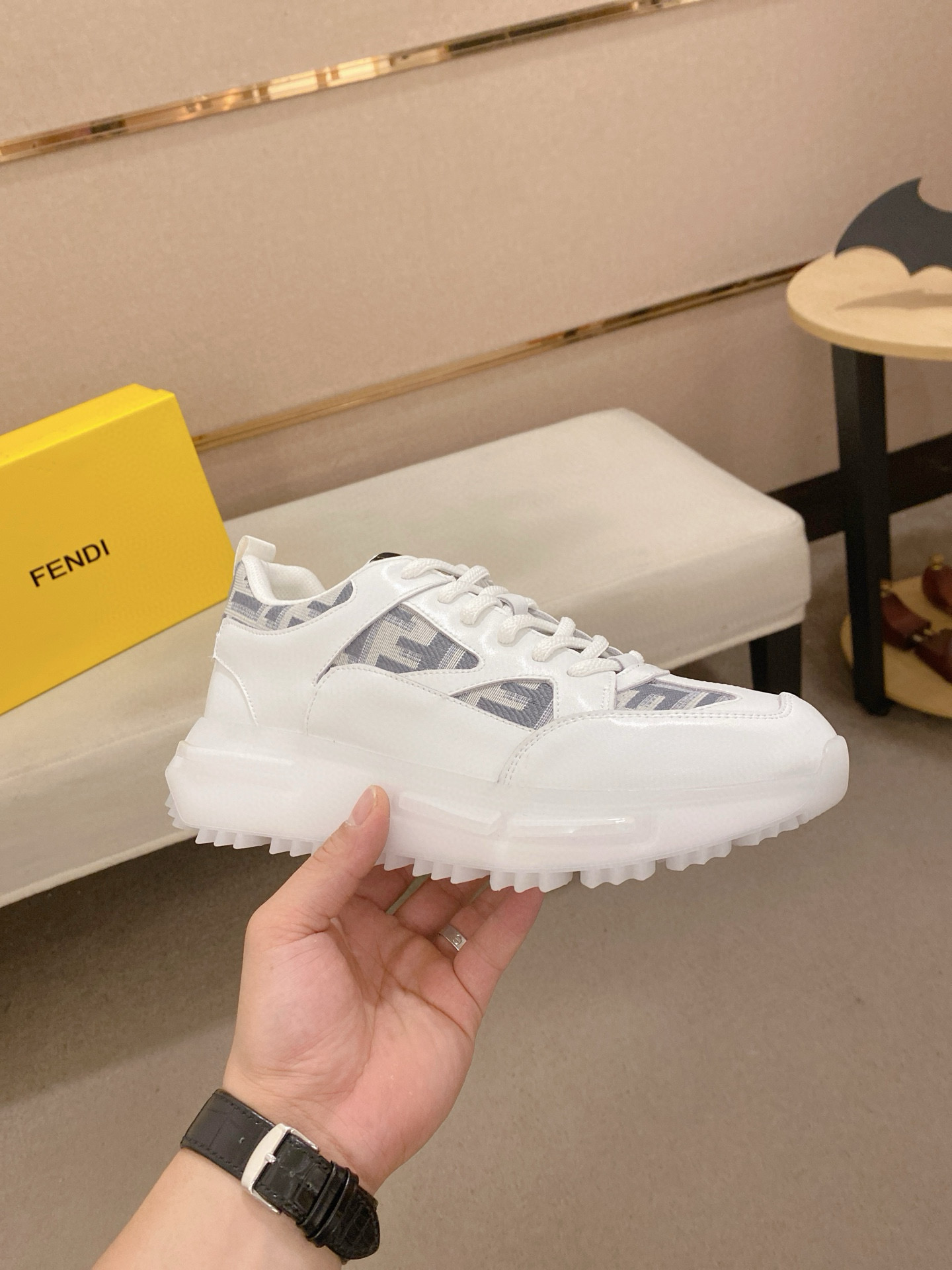 펜디 남자신발 운동화 스니커즈