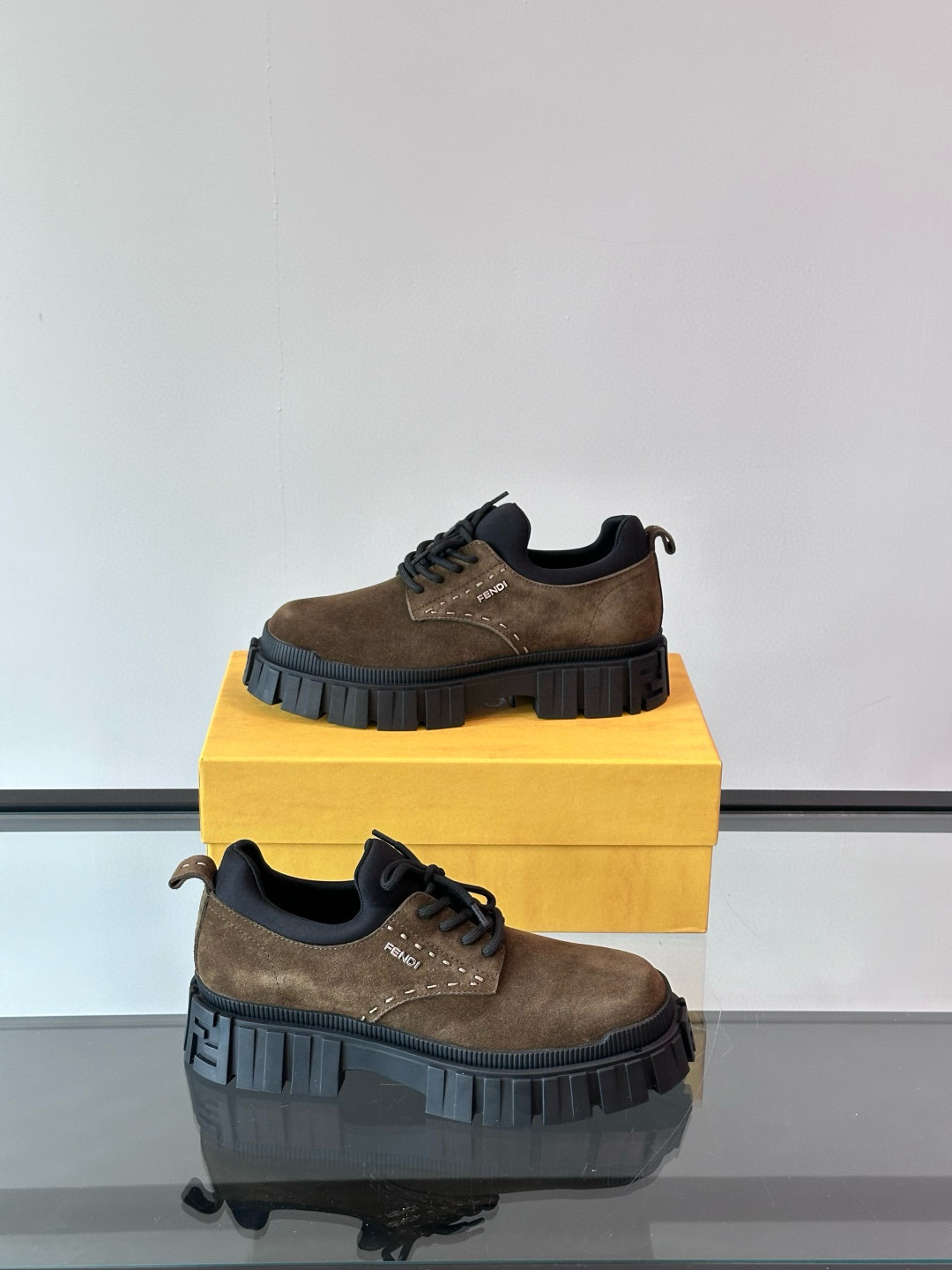 펜디 남자신발 운동화 스니커즈