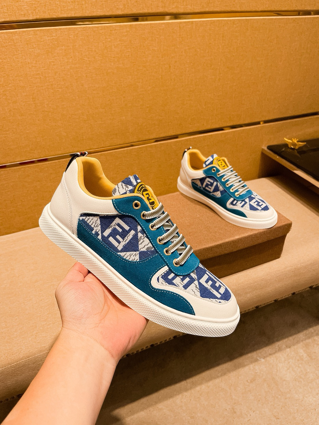 펜디 남자신발 운동화 스니커즈