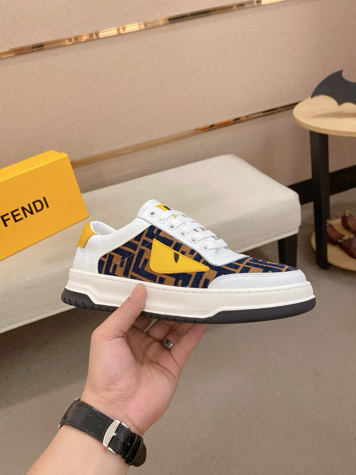 펜디 남자신발 운동화 스니커즈