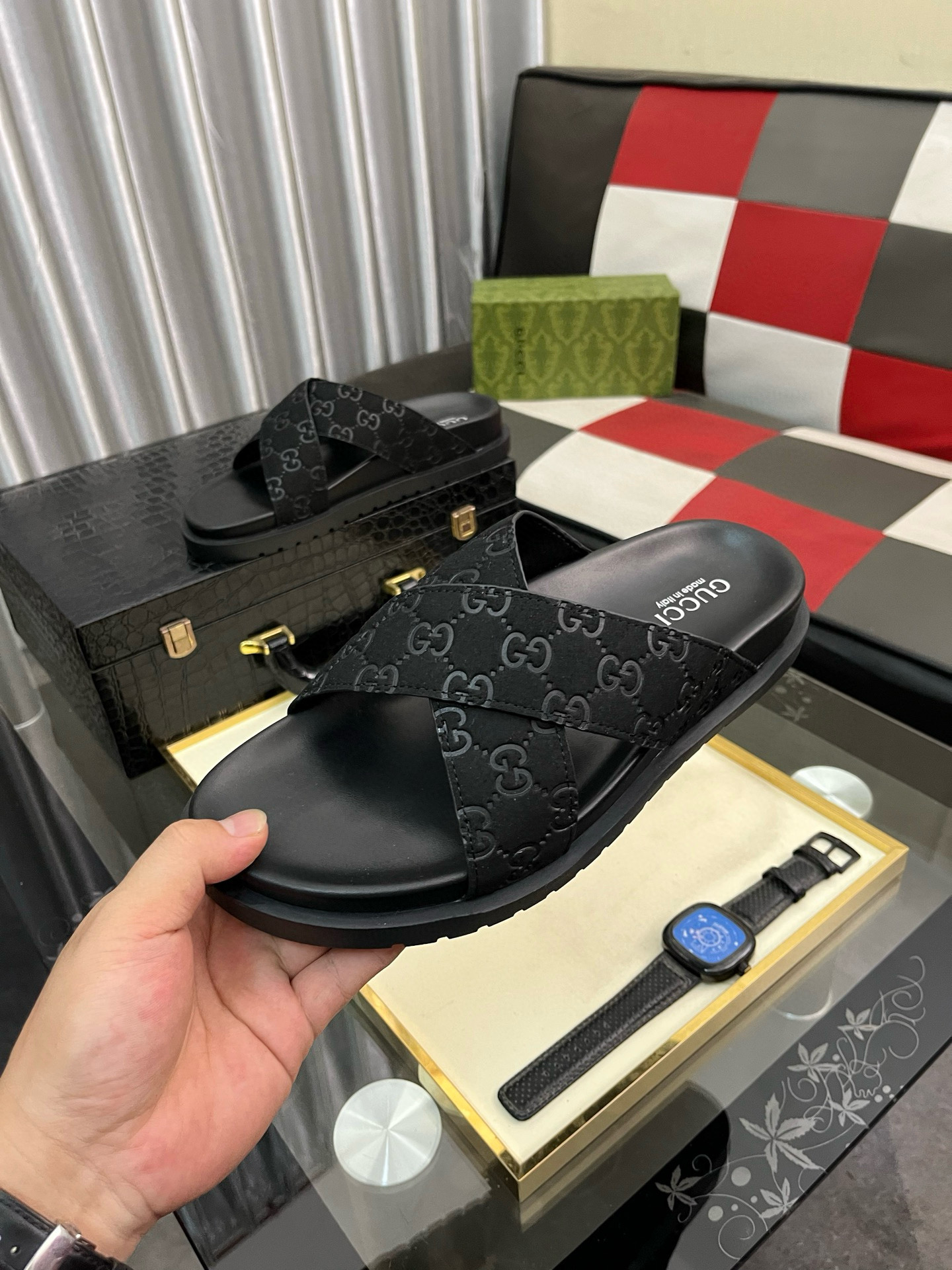 구찌 남자 슬리퍼