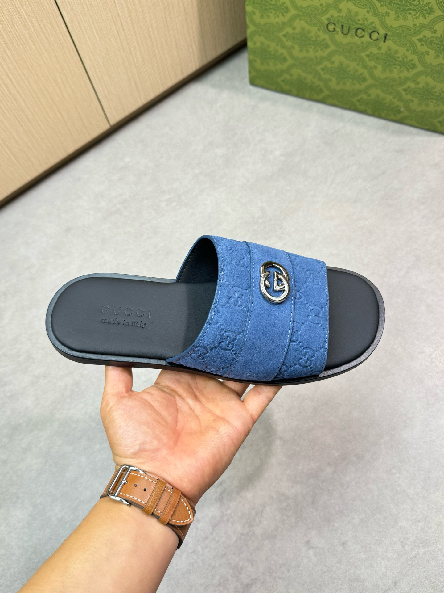 구찌 남자 슬리퍼