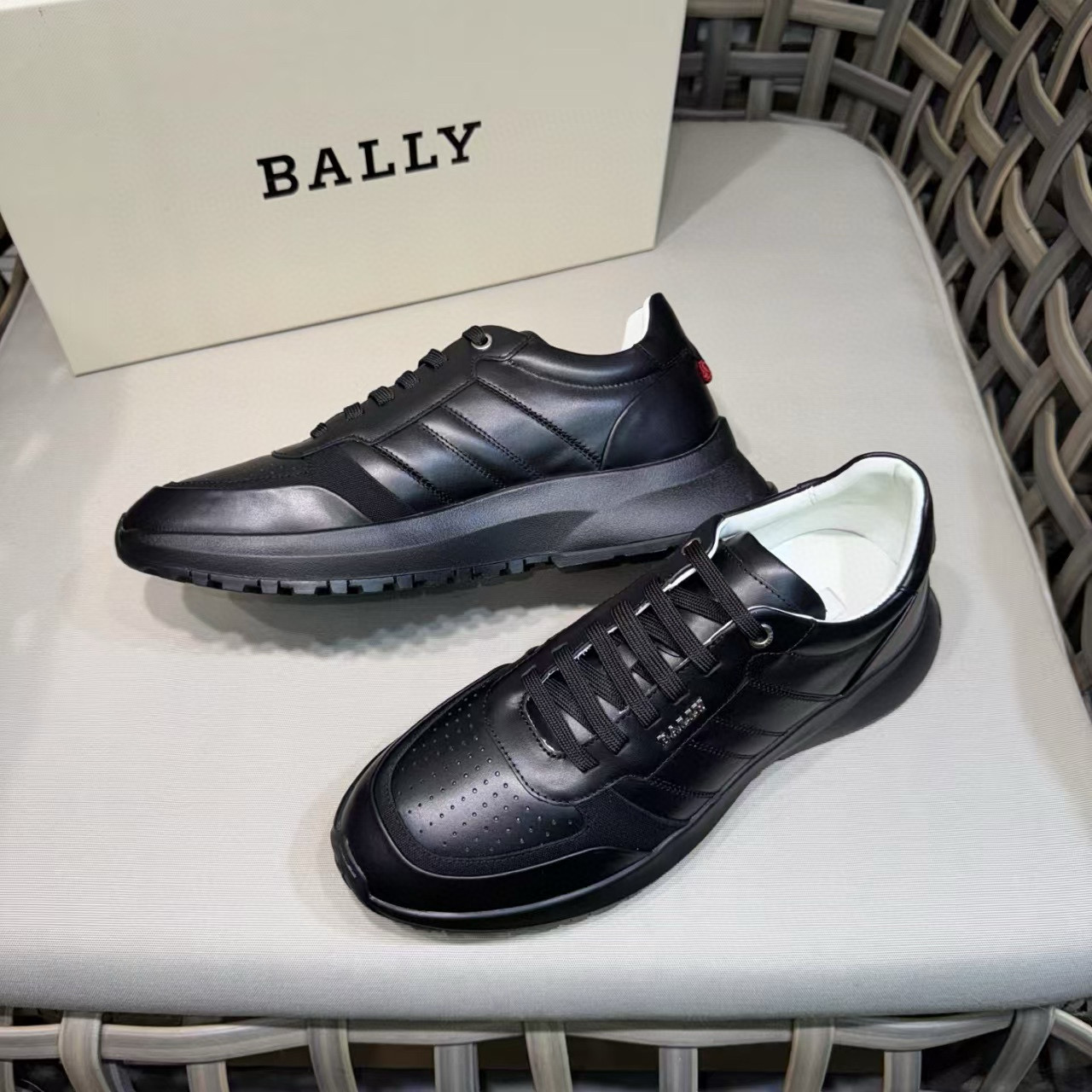 발리 남자 신발 운동화 스니커즈