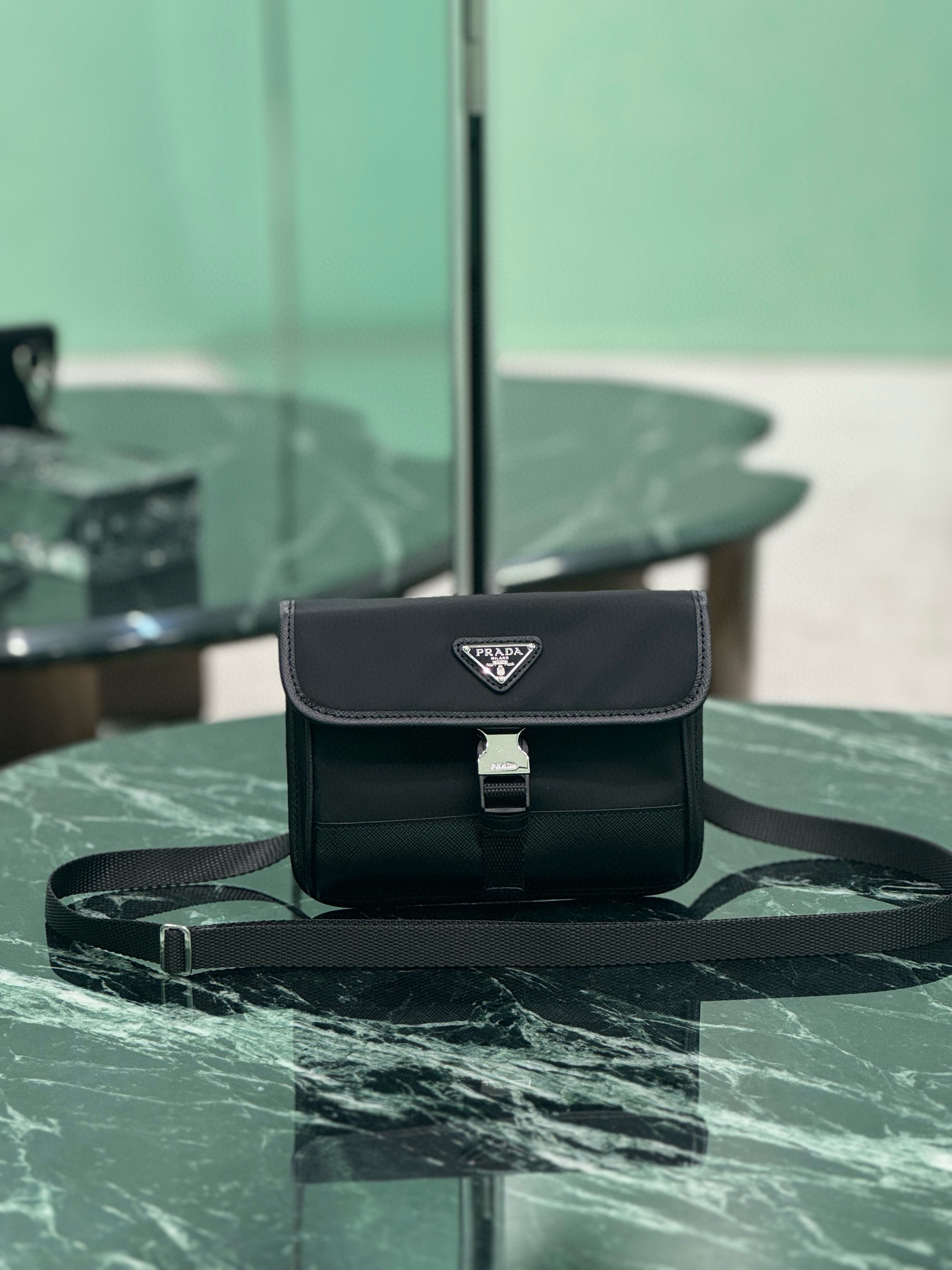 프라다 2ZH108 남녀공용 핸드폰가방