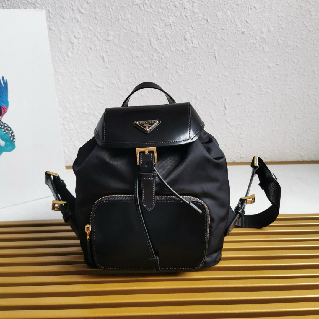 프라다 1BZ074 백팩