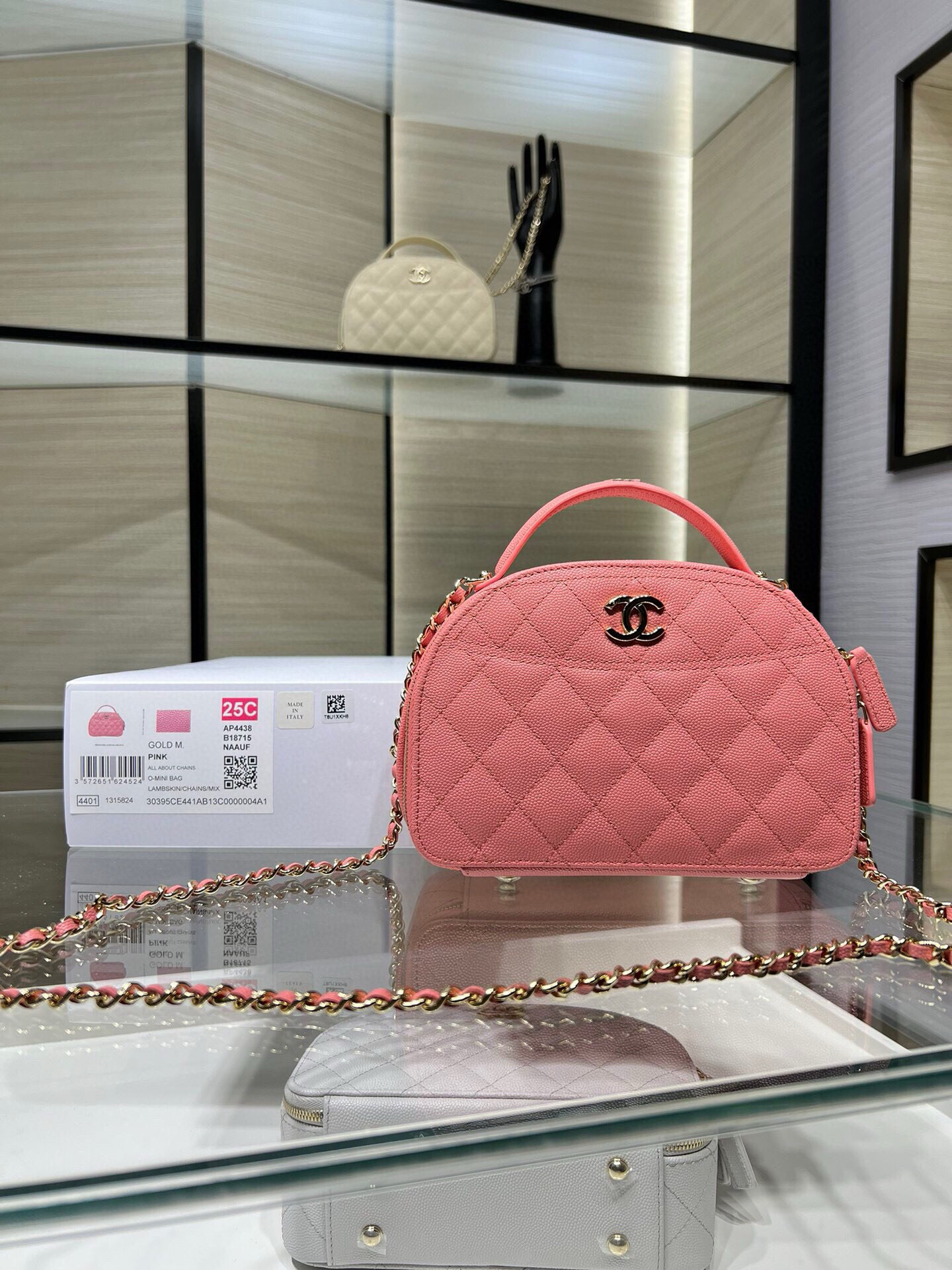 샤넬 여자가방 AP4438Y