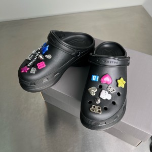 발렌시아가 남녀공용 슬리퍼