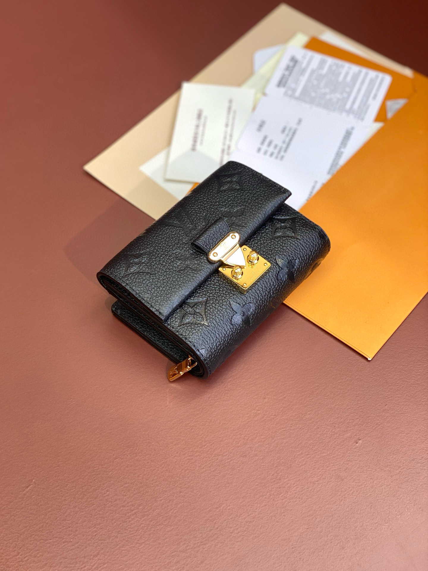 루이비통 여자 반지갑 M80880