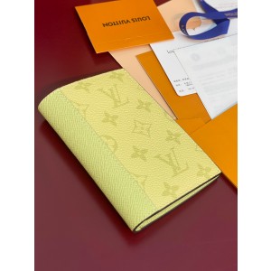루이비통 여권지갑 M14115
