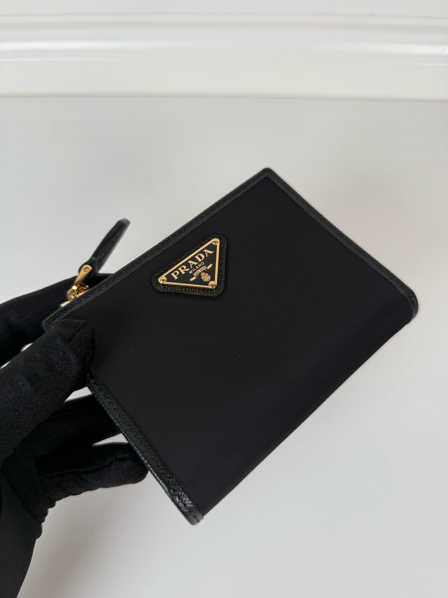 프라다 1ML050 남녀공용 반지갑