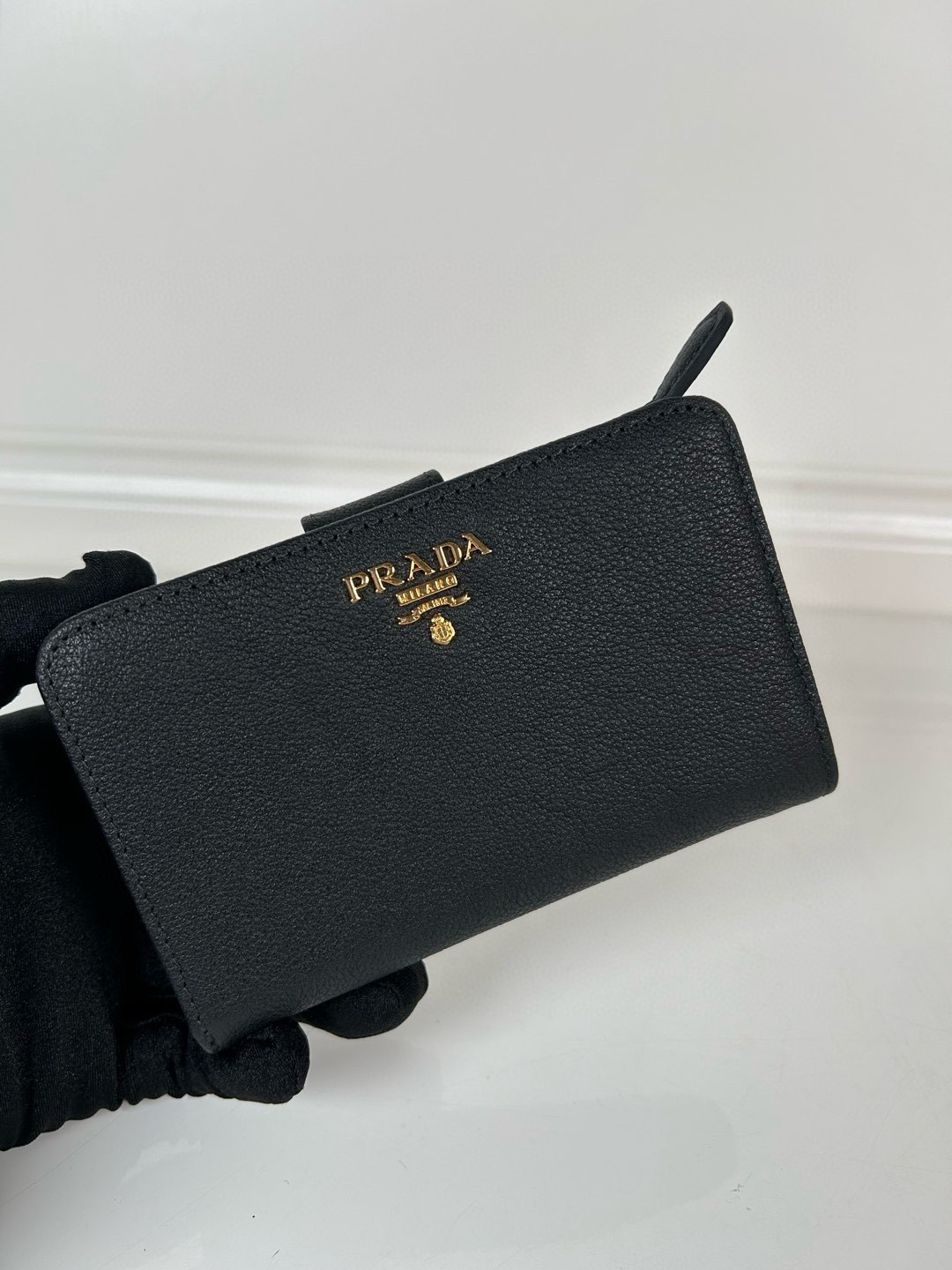 프라다 1M1225 여자 반지갑