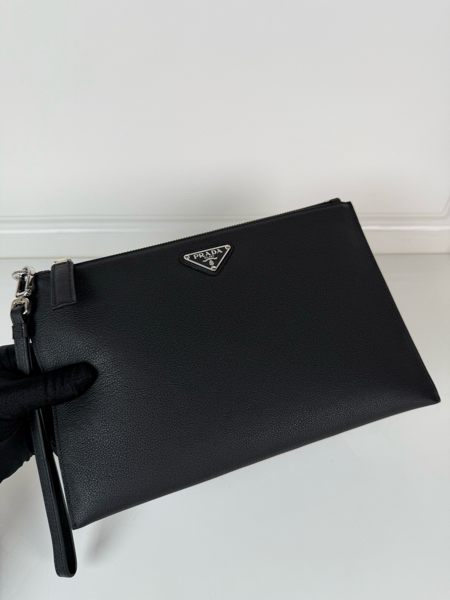 프라다 2NG005 클러치백