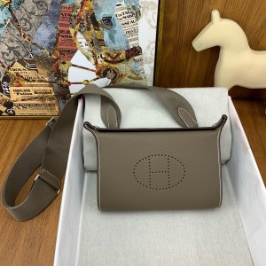 에르메스 비드포쉬 백 남녀공용 가방